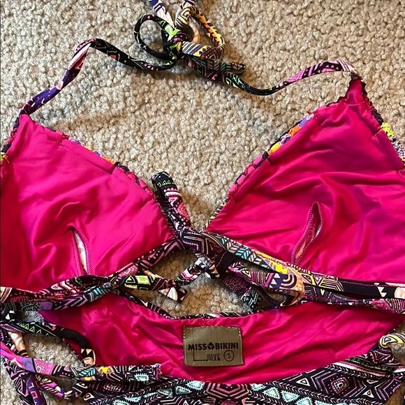 Colorful Patterned Bikini Set - Picture 5 of 5